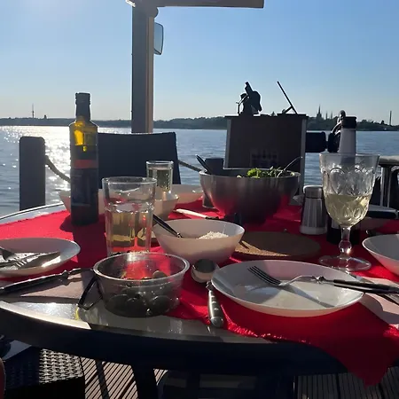 Botel Havel-hausboot 
