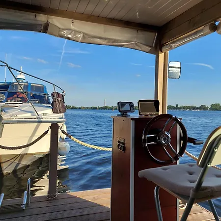 Botel Havel-hausboot 